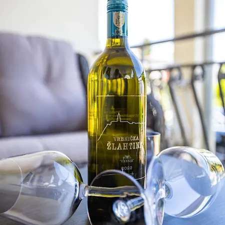 Ana * ヴァンタシチ