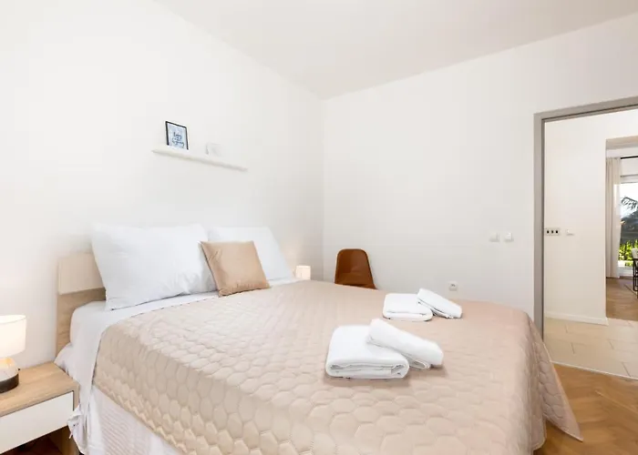 Apartment Ana *